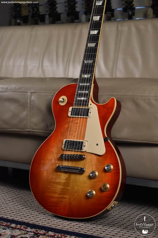 Gibson Les Paul '70s Deluxe 2022 - Cherry Sunburst image 1