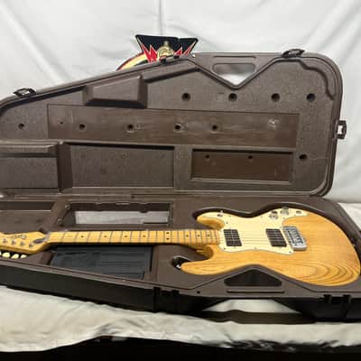 Peavey T-15 Doublecut Electric Guitar with Case - Natural