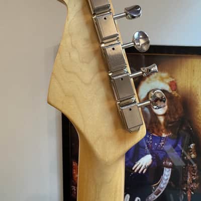 Fender USA Mod Shop Stratocaster, 2023~4, Satin Arctic White, American Vintage '61 Pickups, Modern C Neck, KIller set up, Maple Neck and Deluxe Molded Case! You'll love this first strum! image 15