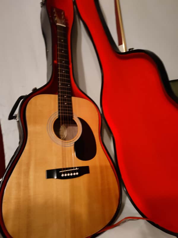 Hondo H-125 Martin D18 inspired with Hard Case image 1