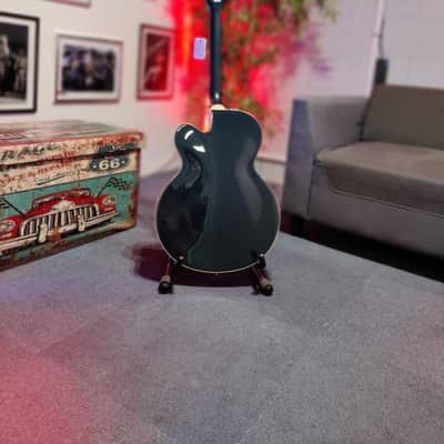 Gretsch G2420T STREAMLINER™ HOLLOW BODY WITH BIGSBY® - Laurel Fingerboard, Broad'Tron™ BT-3S Pickups, Midnight Sapphire image 5