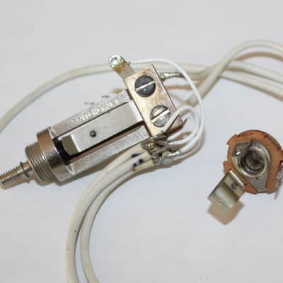 Vintage 1970's Gibson Switchcraft 3 way Toggle Switch image 1