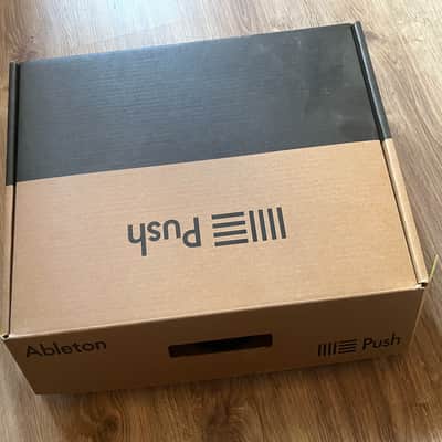 Ableton Push 2 Controller + Live Suite 12+ Decksaver + Stand like new image 6