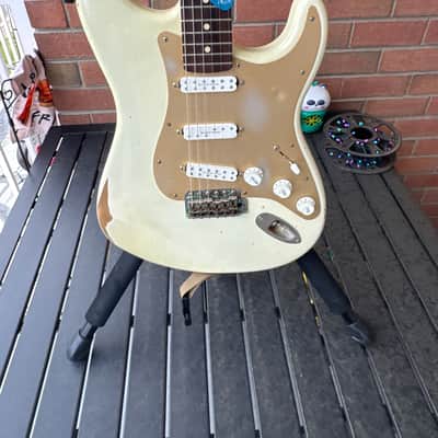 Partscaster Stratocaster - White image 1