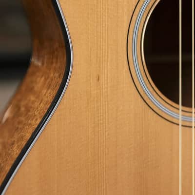 Martin Custom Old Style 18 0 Acoustic Guitar - Flamed Mahogany/Western Red Cedar with Hardshell Case image 17