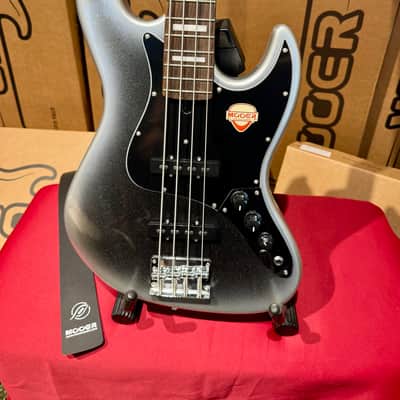 Immagine Mooer MBJ412 BASS DARK 4 Strings 2026 - DARK SILVER - 13