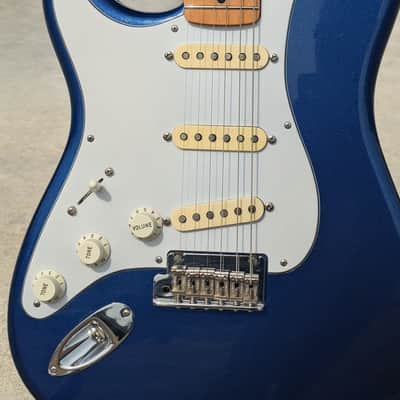 Fender Stratocaster 2016 - Lake Placid Blue image 2