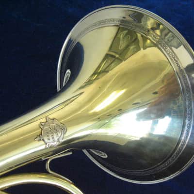 Alexander 92M Vienna Horn with Marcus Bonna Case, Mint! image 9