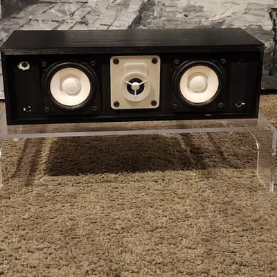 Yamaha Yamaha NS-C125 is a 2-way bass reflex center channel