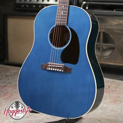 ★ gibson 1958Ｊ-200 VS ★ Gibson J-200 vs J-185 – Jumbo Acoustic Comparison - YouTube