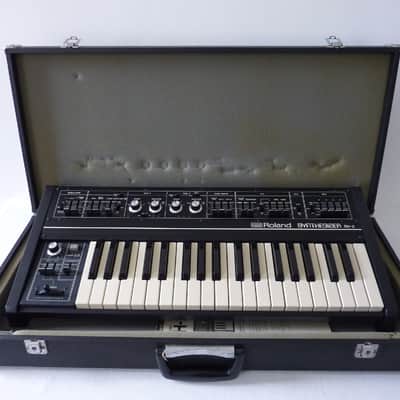 Roland SH2 - Serviced - super condition