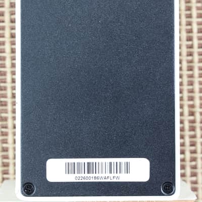 Warm Audio WA-FLFW Fluff Drive Limited Edition White Open-Box image 2
