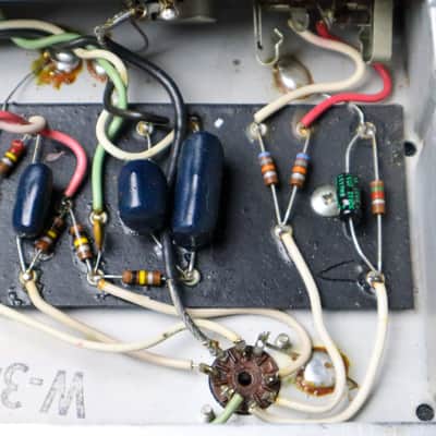 Serviced - Fender Champ Silverface 1974 with Blackface panel image 10