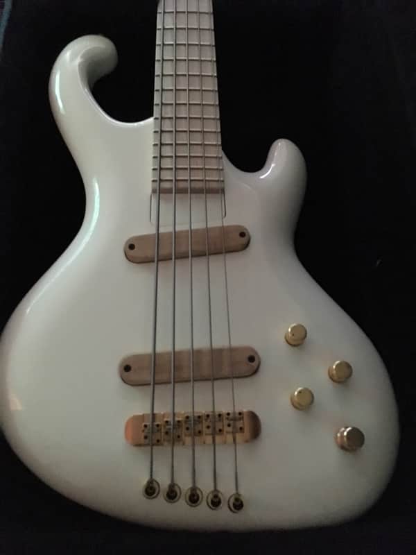 Jens Ritter Cora 2007 White 5 String