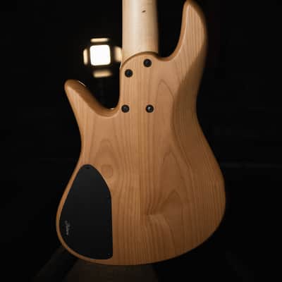 Fodera Emperor 5 Standard Special Buckeye Burl 2025 (9,7 Lbs.) image 8