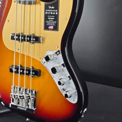 Fender American Ultra II Jazz Bass®, Ebony Fingerboard, Ultraburst image 4