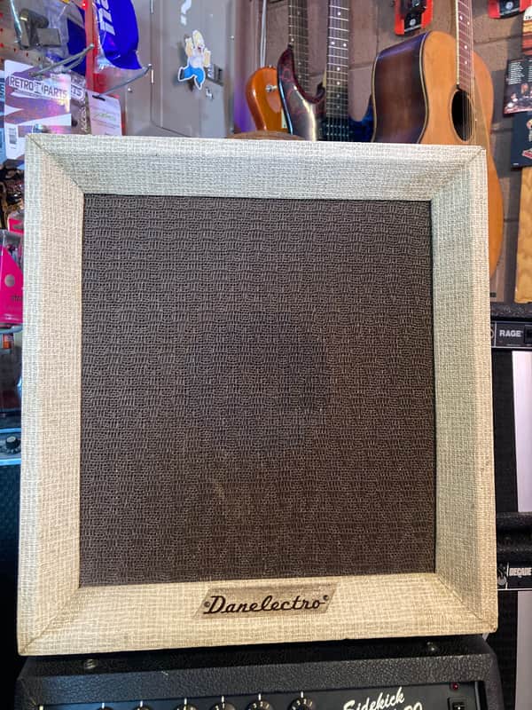 Danelectro Model 122 Cadet Tube Amp Combo JUST SERVICED! Sylvania Tubes 1960s Cream image 1