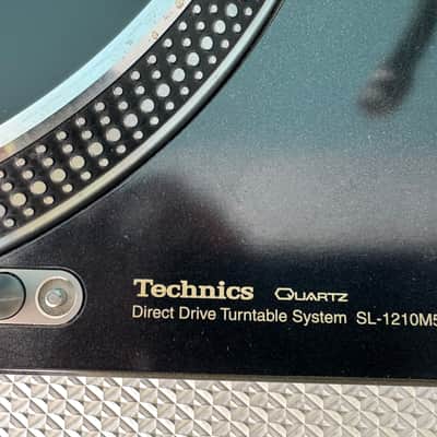 Technics SL-1210 M5G 2000s - Black image 4