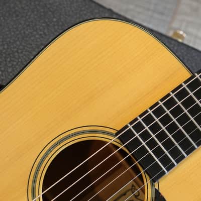 2005 Martin D-18GE Golden Era Dreadnought Acoustic Guitar Natural + OHSC image 4