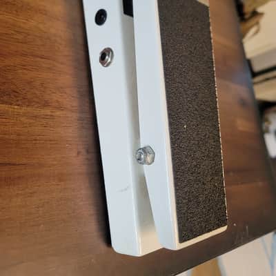 Fulltone Clyde Standard Wah 1997 - 2020 - White image 4