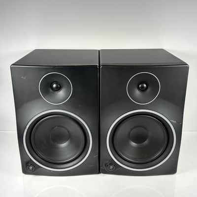 Mackie MR8 MK3 Pair Active Studio Monitors image 2