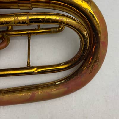 King 1124 Ultimate Marching Baritone Bb Brass Horn w/ Original Case & Accessories – Plays Great image 3