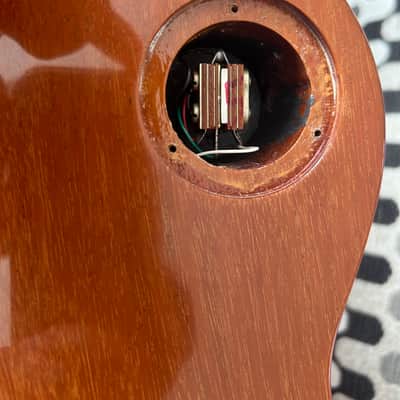 Gibson Les Paul Standard with '50s Neck Profile 2004 - 2007 - Goldtop image 24