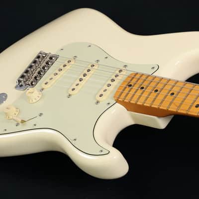 Fender USA Limited Edition American Vintage II 1973 Stratocaster MF Olympic White Fender [V16242] (06/15) image 5