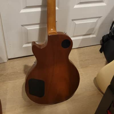 $1500 Gibson Les Paul Studio Tribute - 50's Style - 2019 - Iced Tea Burst image 6