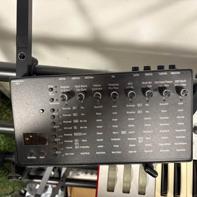 Dave Smith Instruments Evolver