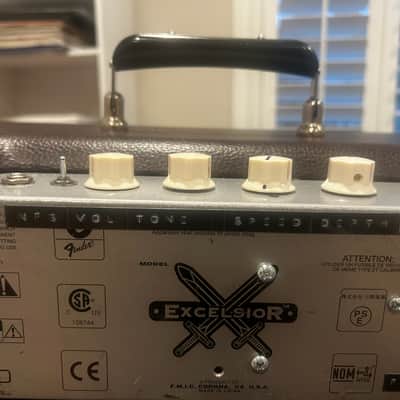 Fender Excelsior Pawn Shop Series 13-Watt 1x15" Guitar Combo 2012 - 2013 Brown image 3