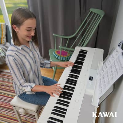 Kawai ES520 88-Key Digital Piano with Responsive Hammer Compact II Action and Built-in Bluetooth MIDI, Snow White image 2