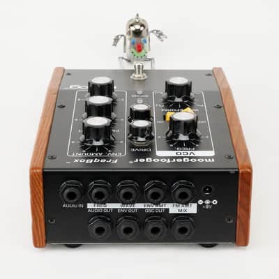Moog Moogerfooger MF-107 FreqBox Synthesizer Pedal +Fast Neuwertig+ Garantie image 12