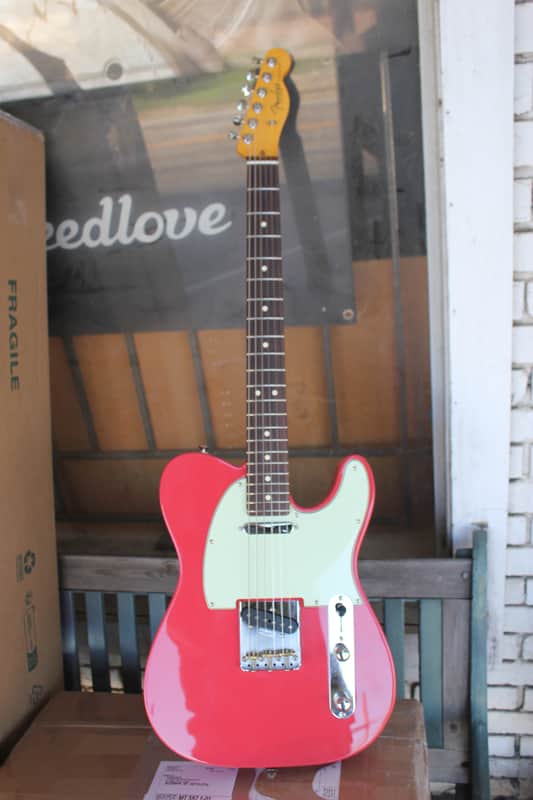 Fender American Professional Classic Telecaster- Faded Dakota Red