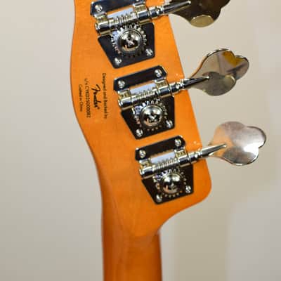 2025 Squier Classic Vibe Telecaster Bass, Maple Fingerboard, Black Pickguard, Mocha w/ Bag image 9