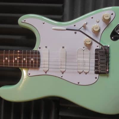 Fender Jeff Beck Artist Series Stratocaster with Lace Sensor Pickups 1991 - 2000 - Surf Green image 2