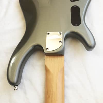 FENDER Dimension IV P/J 4-String Active Bass- 2004 Made in Mexico. Sounds Great ! image 12