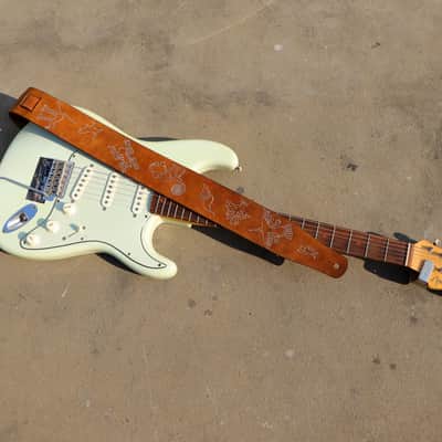 Burny Black custom made guitar strap leather - nasca lines brown/white made to order - oil image 1
