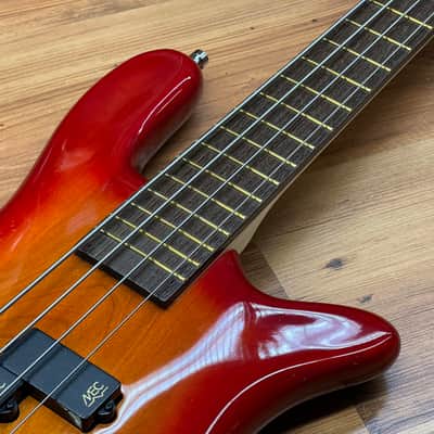 Warwick Pro Series Streamer LX 4 Cherry Sunburst image 10