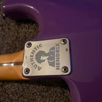 Fender Jimi Hendrix Stratocaster 2018 Ultraviolet with SD pickups and bone nut image 9