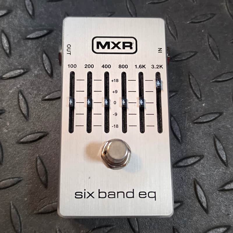 MXR M109s Six Band Equalizer Graphic EQ image 1