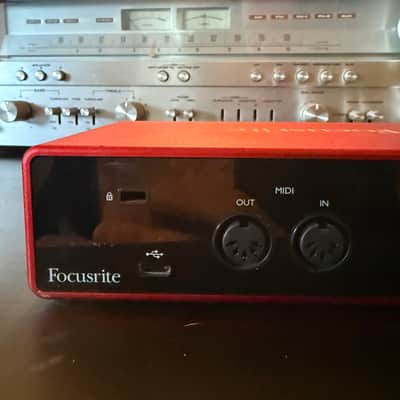 Focusrite Scarlett 4i4 4th Gen USB Audio Interface 2023 - Present - Red image 4
