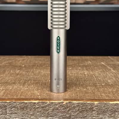Royer R-121 Ribbon Microphone. R121 R 121 image 4