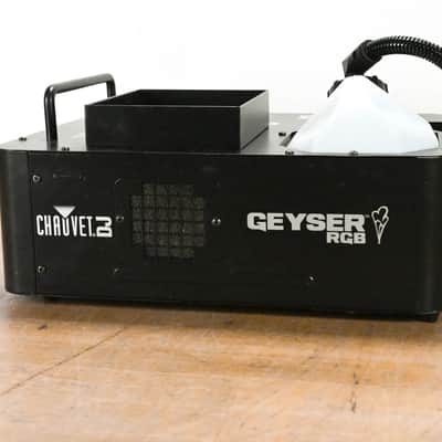 Chauvet Geyser RGB Ver 3 LED Lighting Effect and Fog Machine CG014J0 image 12