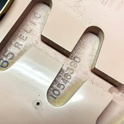 Fender Custom Relic Stratocaster 1965. Let's Play House. 2010 - Shell Pink image 12