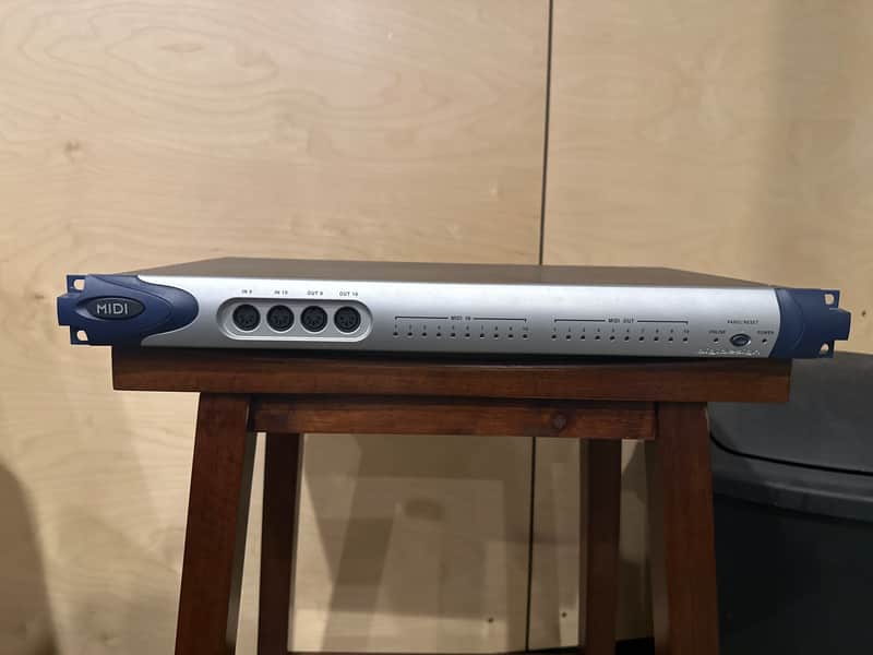 Digidesign MH041 Midi I/O Early 2000’s - Blue and black image 1