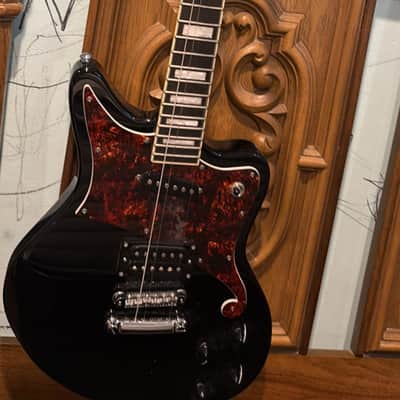 D'Angelico Deluxe Bedford Offset HS with Tremolo, Maple Fretboard 2010s - Black image 2