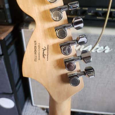 Squier Affinity Series Stratocaster 21-Fret with Rosewood Fretboard 2004 - Black image 11