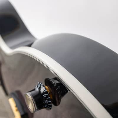 Gibson Les Paul Modern Supreme, Translucent Ebony Burst Satin | Demo image 15
