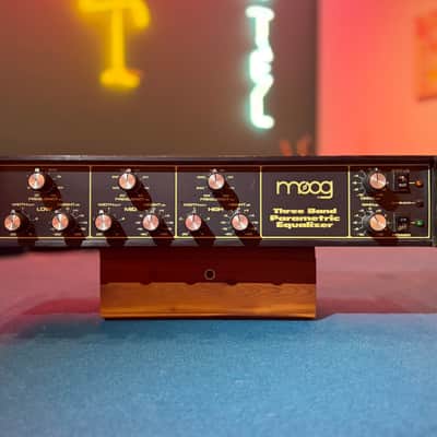Moog MKPE Three Band Parametric Equalizer 1970s - Black image 1